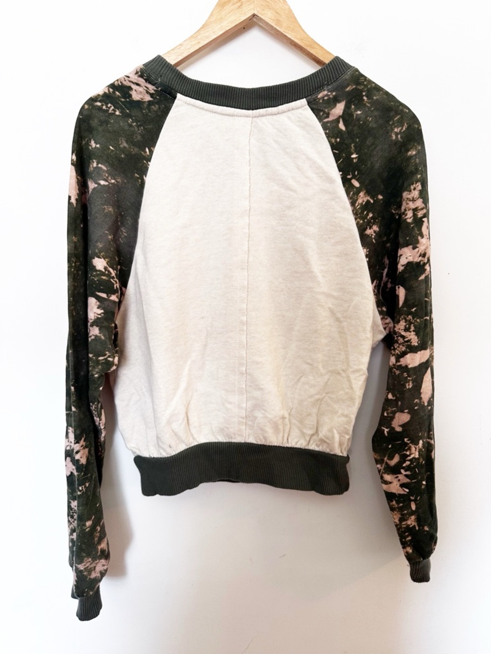 Anthropologie The Niki Bubble Sweatshirt by Pilcro Redwood Coast California Duck - Picture 6 of 7